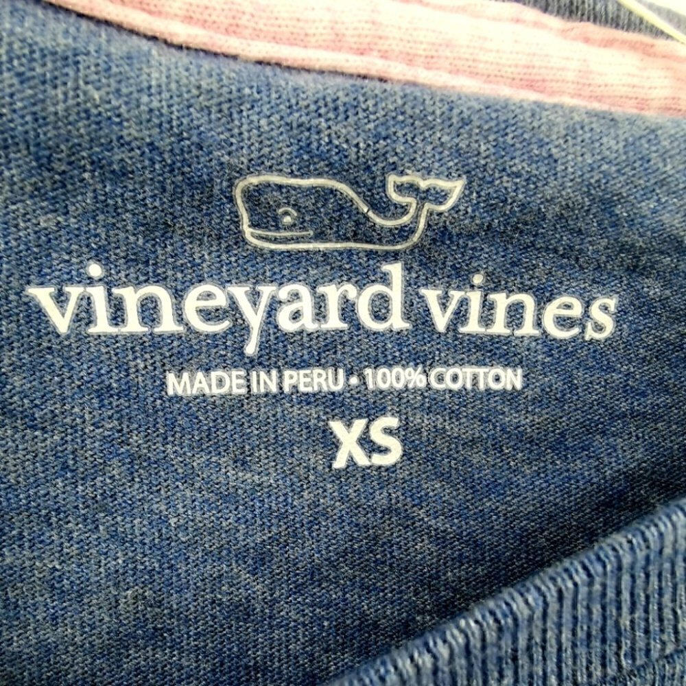 Vineyard Vines Women's XS Cotton Pink Whale Top - Picture 9 of 11